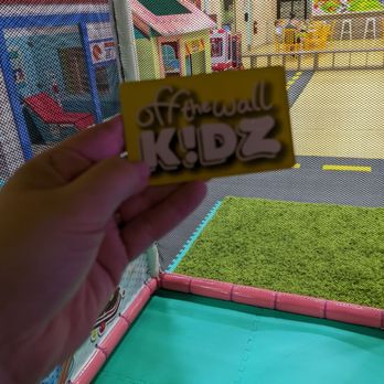Off the Wall Kidz - Kids Activities Near Me - Carver, Massachusetts Off the Wall Kidz - Kids Activities Near Me - Carver, Massachusetts