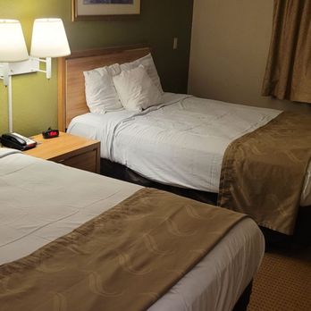 Rodeway Inn - Our queen beds - Hotels Near Me - Auburn, California Rodeway Inn - Our queen beds - Hotels Near Me - Auburn, California