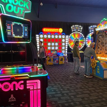 Dave & Buster's Milpitas - San Jose - Arcade - Arcades Near Me - Milpitas, California