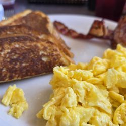 Daisy Dukes Diner - French toast