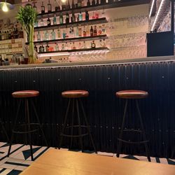Encercle - Bar area