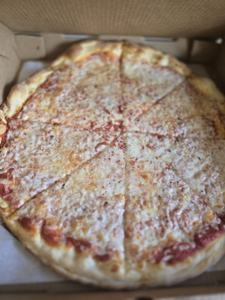 Bella Pizzeria & Grill Image