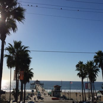 Manhattan Beach Pier - A look down the pier - Local Flavor Near Me - Manhattan Beach, California
