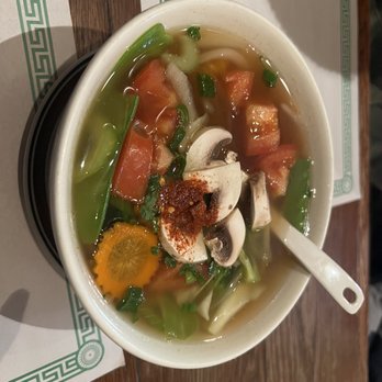 Pho's Spicier Thai Cuisine - Tom Yum (Large) - Thai Near Me - Chicago, Illinois Pho's Spicier Thai Cuisine - Tom Yum (Large) - Thai Near Me - Chicago, Illinois