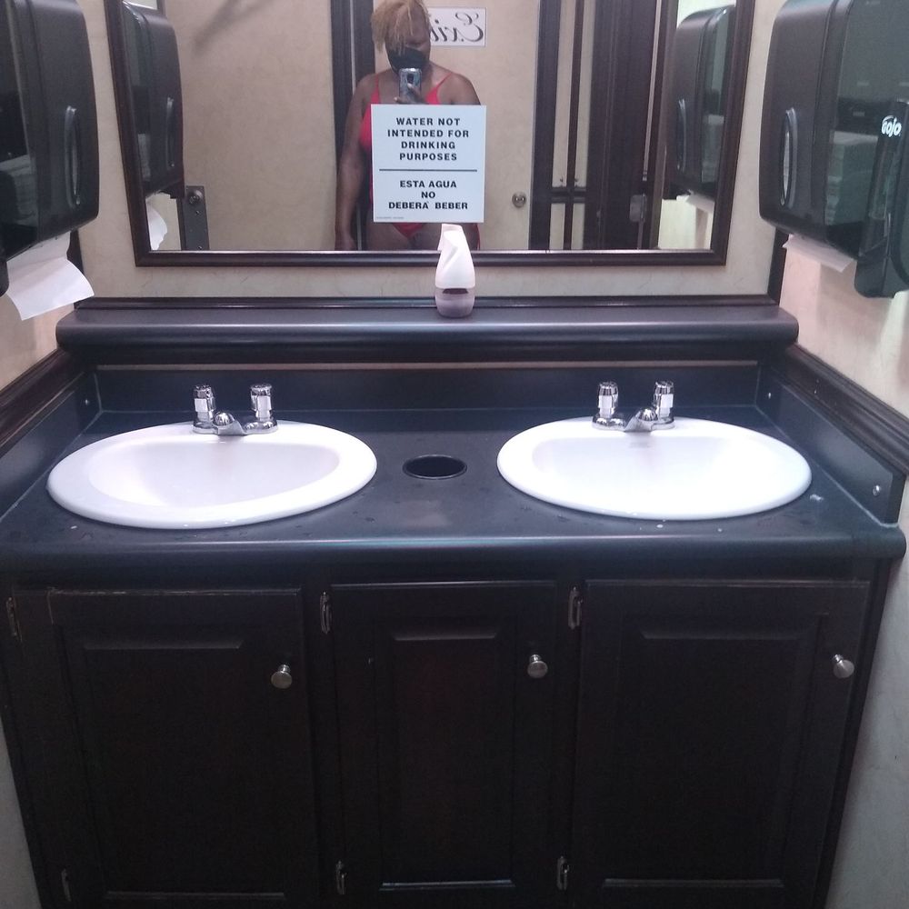 Lagoonfest - Bathroom - Water Parks Near Me - Texas City, Texas