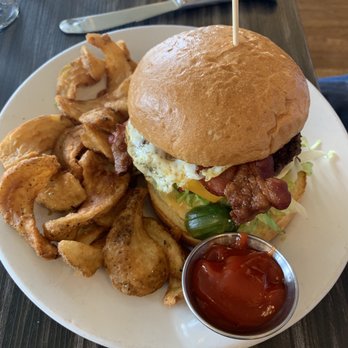 Cliff Dining Pub - Sushi Bars Near Me - Draper, Utah Cliff Dining Pub - Sushi Bars Near Me - Draper, Utah