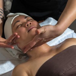 Lanna Thai Massage - Soin facial.