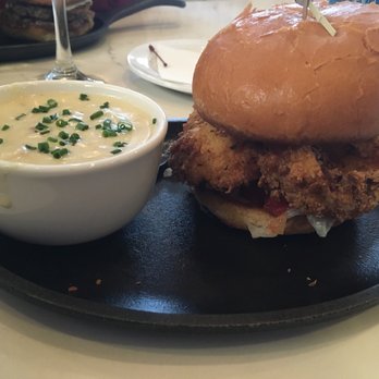 Filberts Farmhouse Kitchen - Chicken sandwich and chowder - New American Near Me - Aurora, Oregon Filberts Farmhouse Kitchen - Chicken sandwich and chowder - New American Near Me - Aurora, Oregon