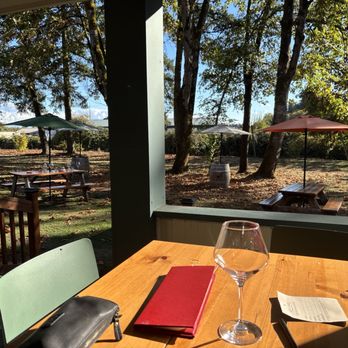 Remy Wines - Patio and picnic seating - Wine Tasting Room Near Me - Dayton, Oregon Remy Wines - Patio and picnic seating - Wine Tasting Room Near Me - Dayton, Oregon