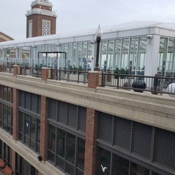 Offshore Rooftop - New American Near Me - Chicago, Illinois