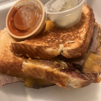 Cheesy J’s - Brisket - Sandwiches Near Me - Clarksville, Tennessee Cheesy J’s - Brisket - Sandwiches Near Me - Clarksville, Tennessee