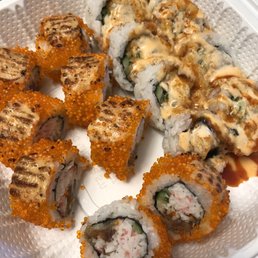 Explosion roll, spicy chopped scallop roll