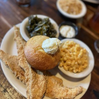 Lo-Lo's Chicken & Waffles - Southern Near Me - Grapevine, Texas Lo-Lo's Chicken & Waffles - Southern Near Me - Grapevine, Texas