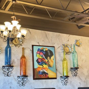 Luna Mexican Cuisine - Decor - Mexican Near Me - Medford, Oregon Luna Mexican Cuisine - Decor - Mexican Near Me - Medford, Oregon