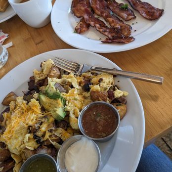 Bloom - American Near Me - Santa Clara, California