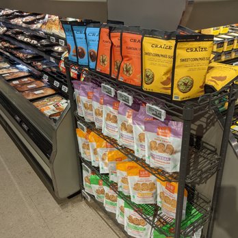 Metro - Snack crackers and crisps - Grocery Near Me - Scarborough, Ontario