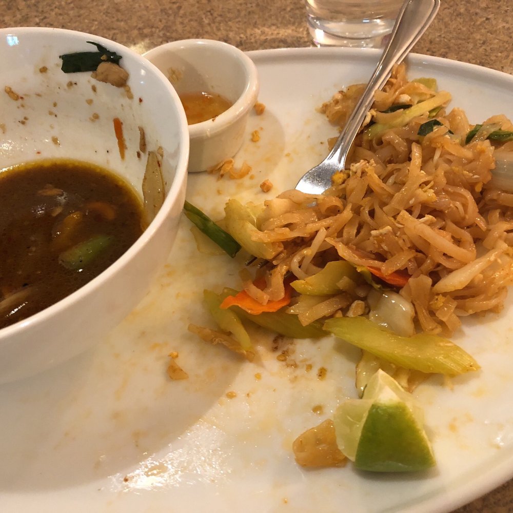 Tip's Thai House - Thai Near Me - Kennewick, Washington