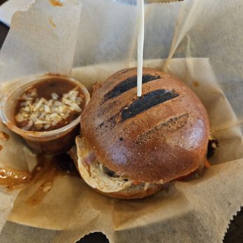Bravo Farms Traver - The BBQ Chicken sandwich with the side of baked beans - Cheese Shops Near Me - Traver, California