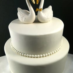 Auntie M's Bakeshoppe