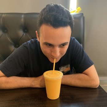 Prata House - Vegan Mango Lassi - Indian Near Me - West Covina, California Prata House - Vegan Mango Lassi - Indian Near Me - West Covina, California