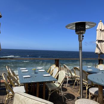 The Rooftop Lounge - Lounges Near Me - Laguna Beach, California The Rooftop Lounge - Lounges Near Me - Laguna Beach, California