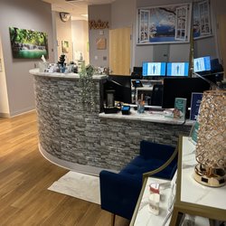 Aston Dental Care - Front rece
