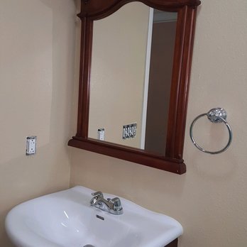 Excell Construct - Repainted bathroom - General Contractors Near Me - Cedar City, Utah