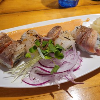 Tomi Sushi - Tomi special roll - Japanese Near Me - San Jose, California Tomi Sushi - Tomi special roll - Japanese Near Me - San Jose, California