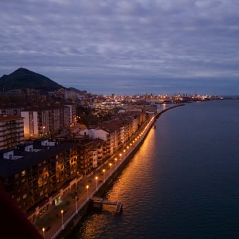 Puente Vizcaya - View from the top! - Landmarks & Historical Buildings Near Me - Getxo, BI Puente Vizcaya - View from the top! - Landmarks & Historical Buildings Near Me - Getxo, BI