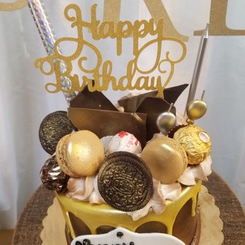 Dortoni Bakery - Chocolate fudge cake - Bakeries Near Me - Levittown, New York Dortoni Bakery - Chocolate fudge cake - Bakeries Near Me - Levittown, New York