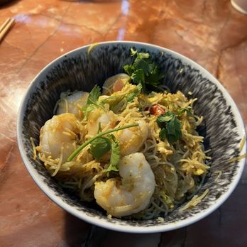 Jaya at The Setai - Singapore Noodles - Asian Fusion Near Me - Miami Beach, Florida