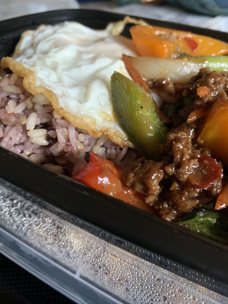 Tuk Tuk Pad Thai By Puff & Pie Thai Cuisine Logo