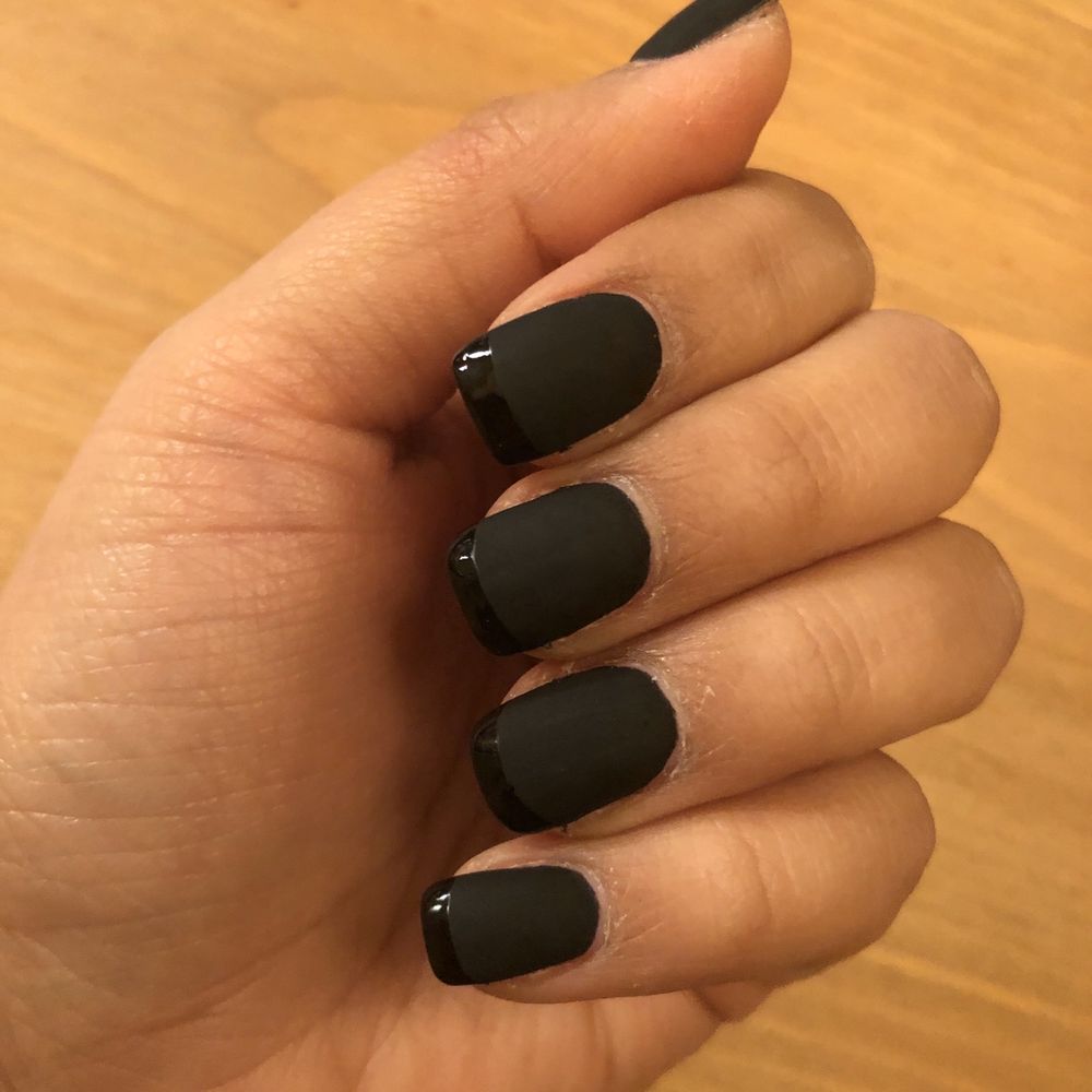 Relax Head to Toe - Matte and glossy black finish - Nail Salons Near Me - Round Rock, Texas Relax Head to Toe - Matte and glossy black finish - Nail Salons Near Me - Round Rock, Texas