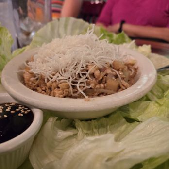 Banana Leaf Thai Cuisine - Lettuce wraps - Thai Near Me - Dallas, Texas Banana Leaf Thai Cuisine - Lettuce wraps - Thai Near Me - Dallas, Texas