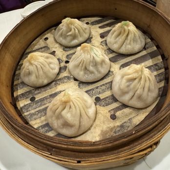 Jeng Chi - Beef Juicy Steamed Dumplings (6) - Bakeries Near Me - Dallas, Texas Jeng Chi - Beef Juicy Steamed Dumplings (6) - Bakeries Near Me - Dallas, Texas