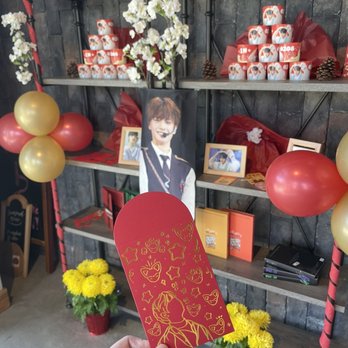 Caffe Bene - Red Envelopes for Lunar New Year Stray Kids Event (hosted by @cafelovestay) - Coffee & Tea Near Me - San Jose, California Caffe Bene - Red Envelopes for Lunar New Year Stray Kids Event (hosted by @cafelovestay) - Coffee & Tea Near Me - San Jose, California