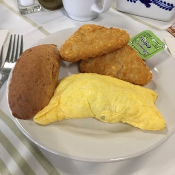 El Pueblito - Omelette and hash browns - Mexican Near Me - Juriquilla, QUE El Pueblito - Omelette and hash browns - Mexican Near Me - Juriquilla, QUE