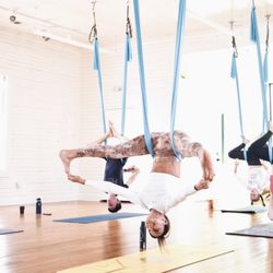 Light On Yoga Fitness
