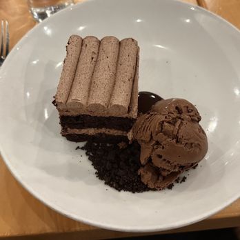 Bellwether - Triple Chocolate Cake - Cocktail Bars Near Me - Jacksonville, Florida