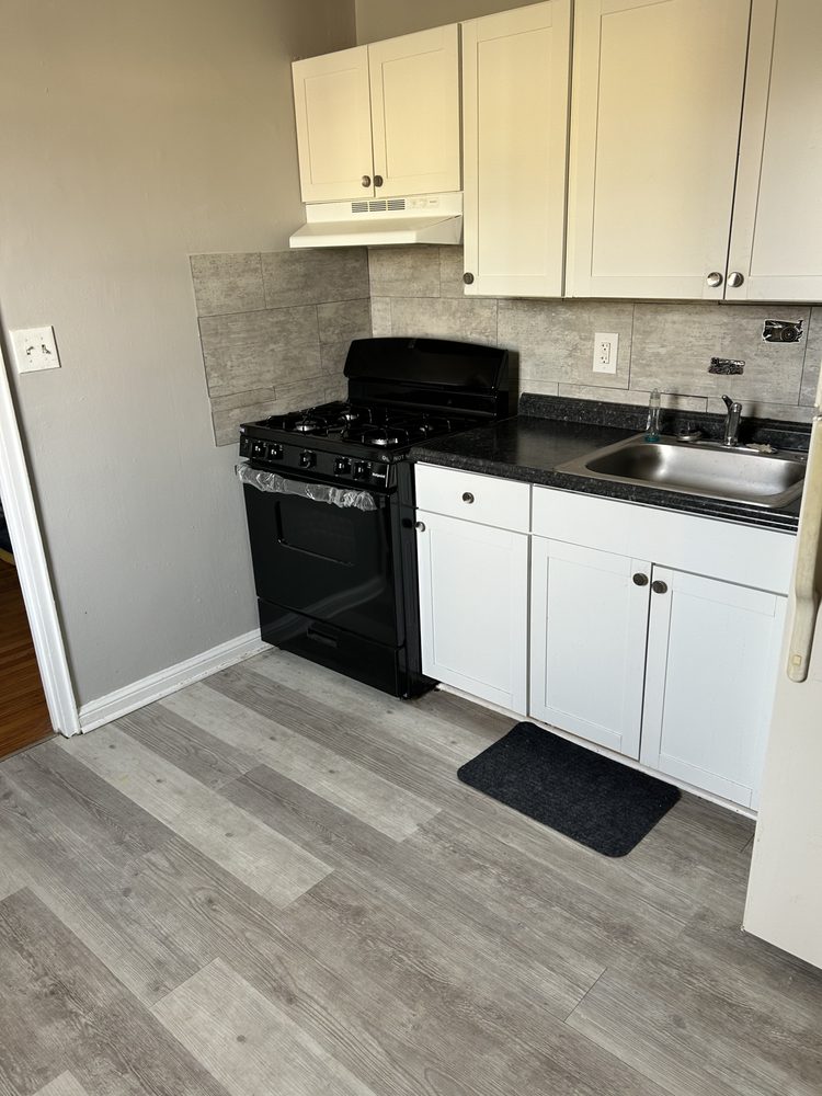 Slide of Nephewz Construction