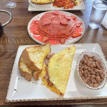 Madres Brunch - Breakfast & Brunch Near Me - Whittier, California Madres Brunch - Breakfast & Brunch Near Me - Whittier, California