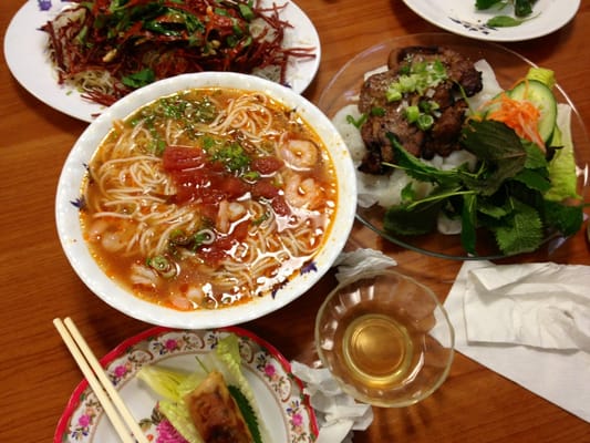 Banh Cuon Thang Long by null