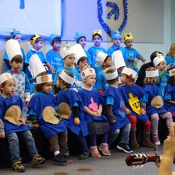 San Diego Jewish Academy - Hanukkah