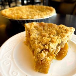 Bourbon Peach Crumble  Pie