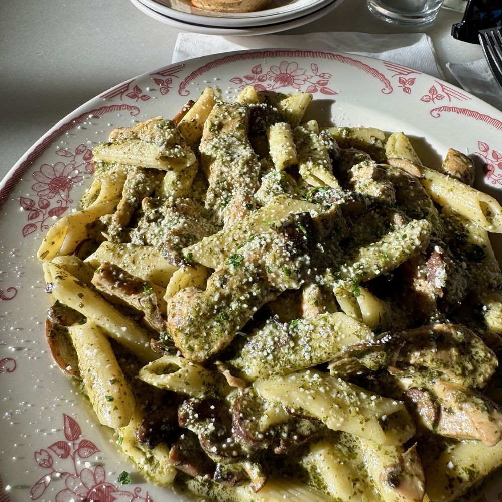 Pressa Italia - Pesto chicken pasta (looks better than it tastes) - Italian Near Me - Broken Bow, Oklahoma Pressa Italia - Pesto chicken pasta (looks better than it tastes) - Italian Near Me - Broken Bow, Oklahoma