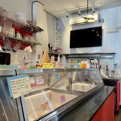 Rancatore's Ice Cream & Yogurt - Inside