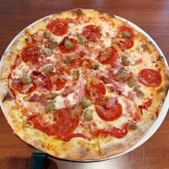 Spizzigo - Meat Lovers Pizza - Italian Near Me - Doral, Florida Spizzigo - Meat Lovers Pizza - Italian Near Me - Doral, Florida