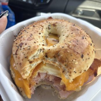 Cafe Warao - Americano Bagel Sandwich - Breakfast & Brunch Near Me - Suisun City, California Cafe Warao - Americano Bagel Sandwich - Breakfast & Brunch Near Me - Suisun City, California