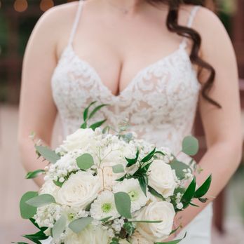DK Floral Design - Floral Designers Near Me