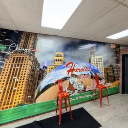 Harold’s Chicken Shack - Store interior